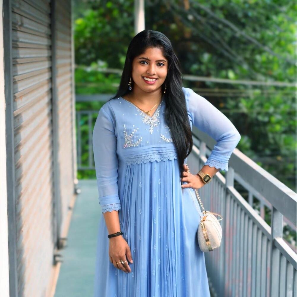 Well-Elegant Partywear Dyable Viscose Georgette Kurti